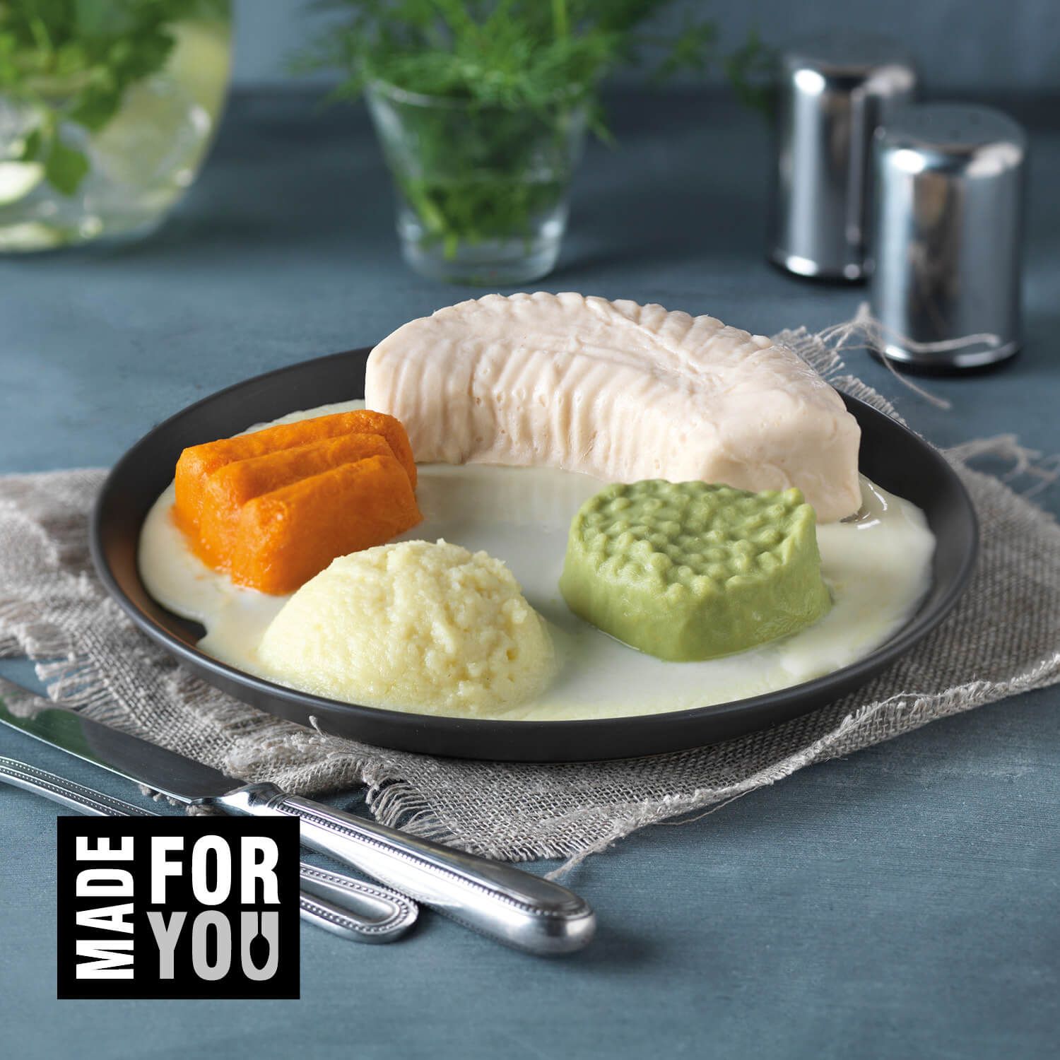 Puréed Salmon in Dill and Cream Sauce