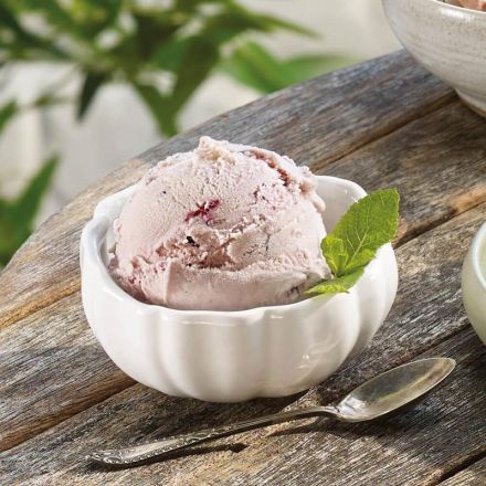 Clotted Cream & Blackcurrant Ice Cream